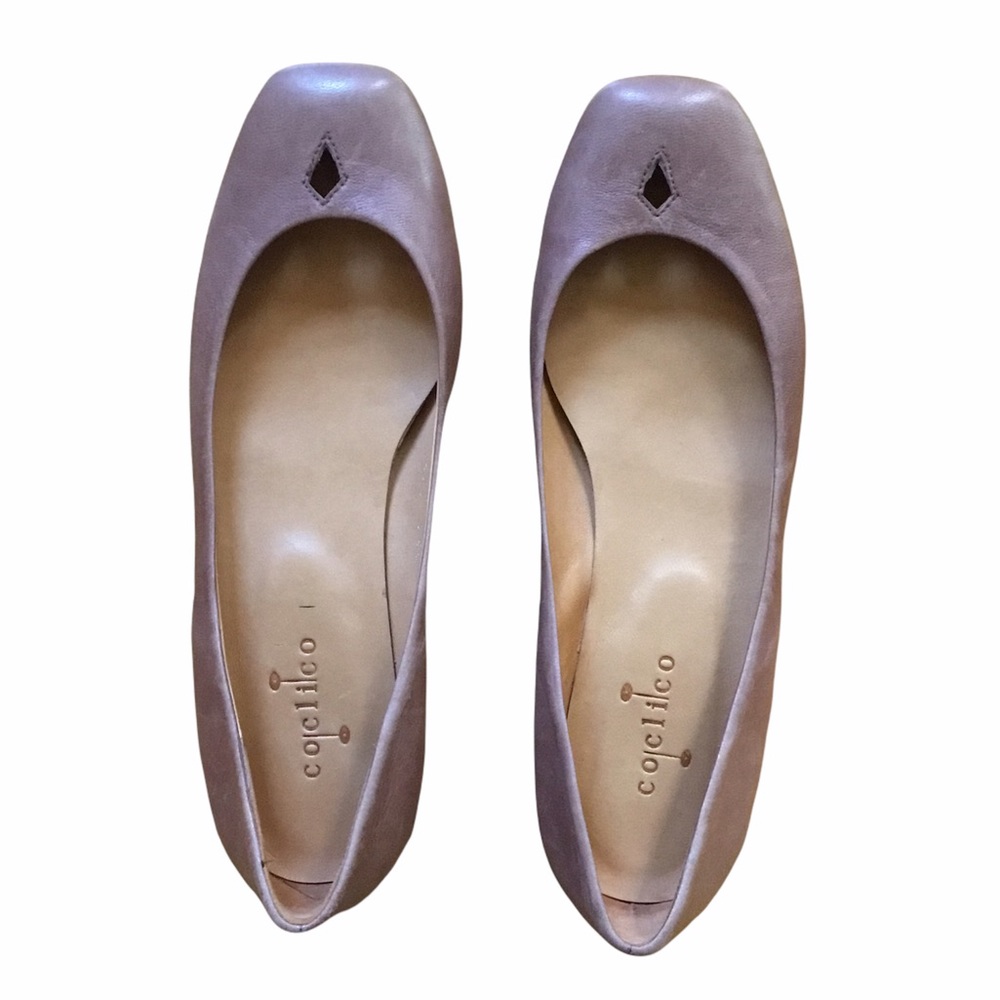 Coclico Cut Out Leather Flats